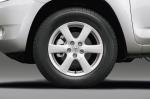 Toyota RAV4 2005 года